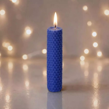 Свеча из вощины 3 х 12,5 см с деревянным ярлыком, синий